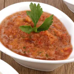 سلطة حارة
